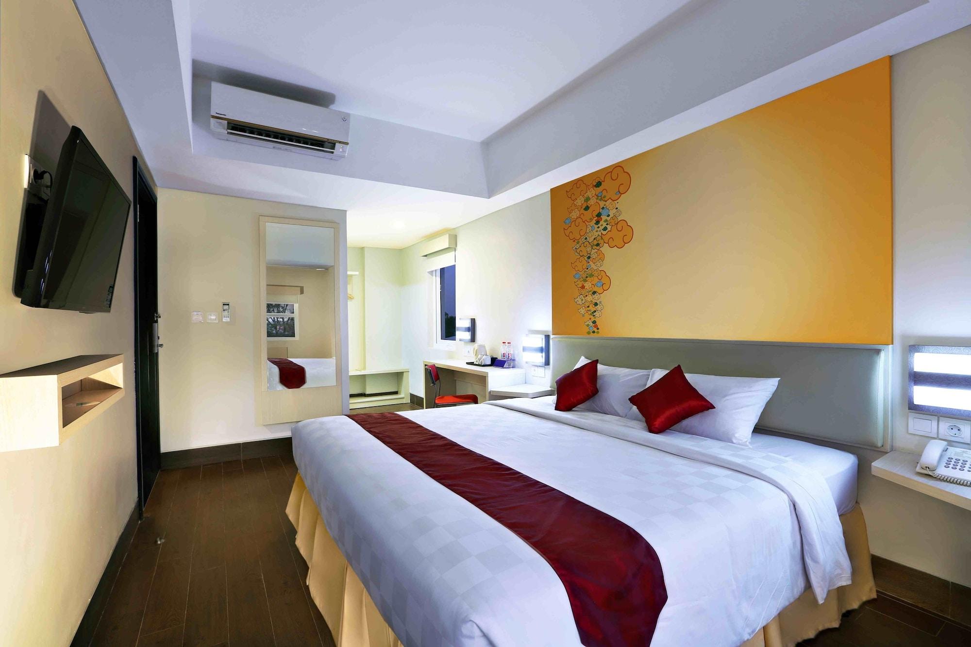 Cordela Hotel Cirebon Exterior foto