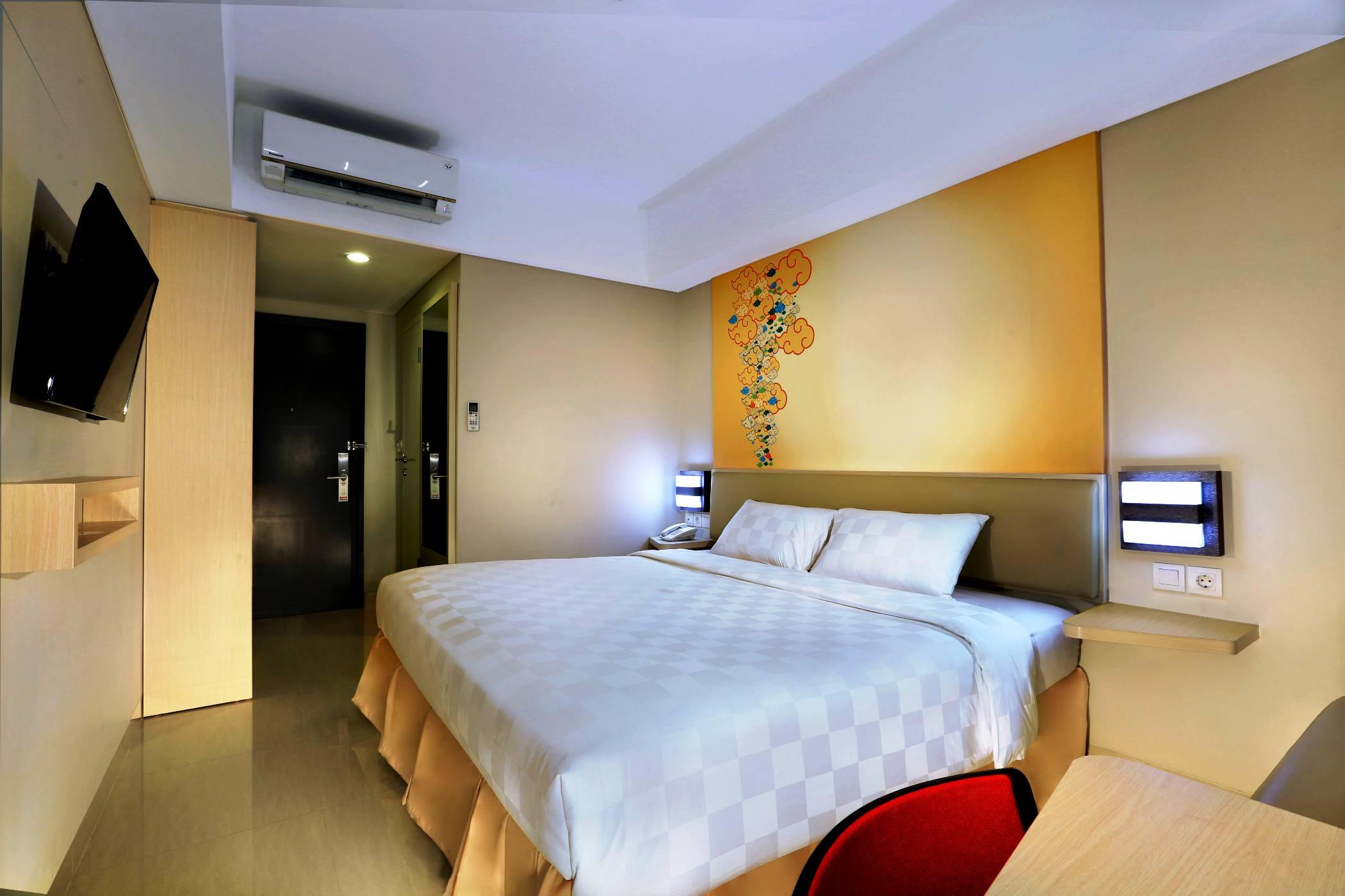 Cordela Hotel Cirebon Exterior foto